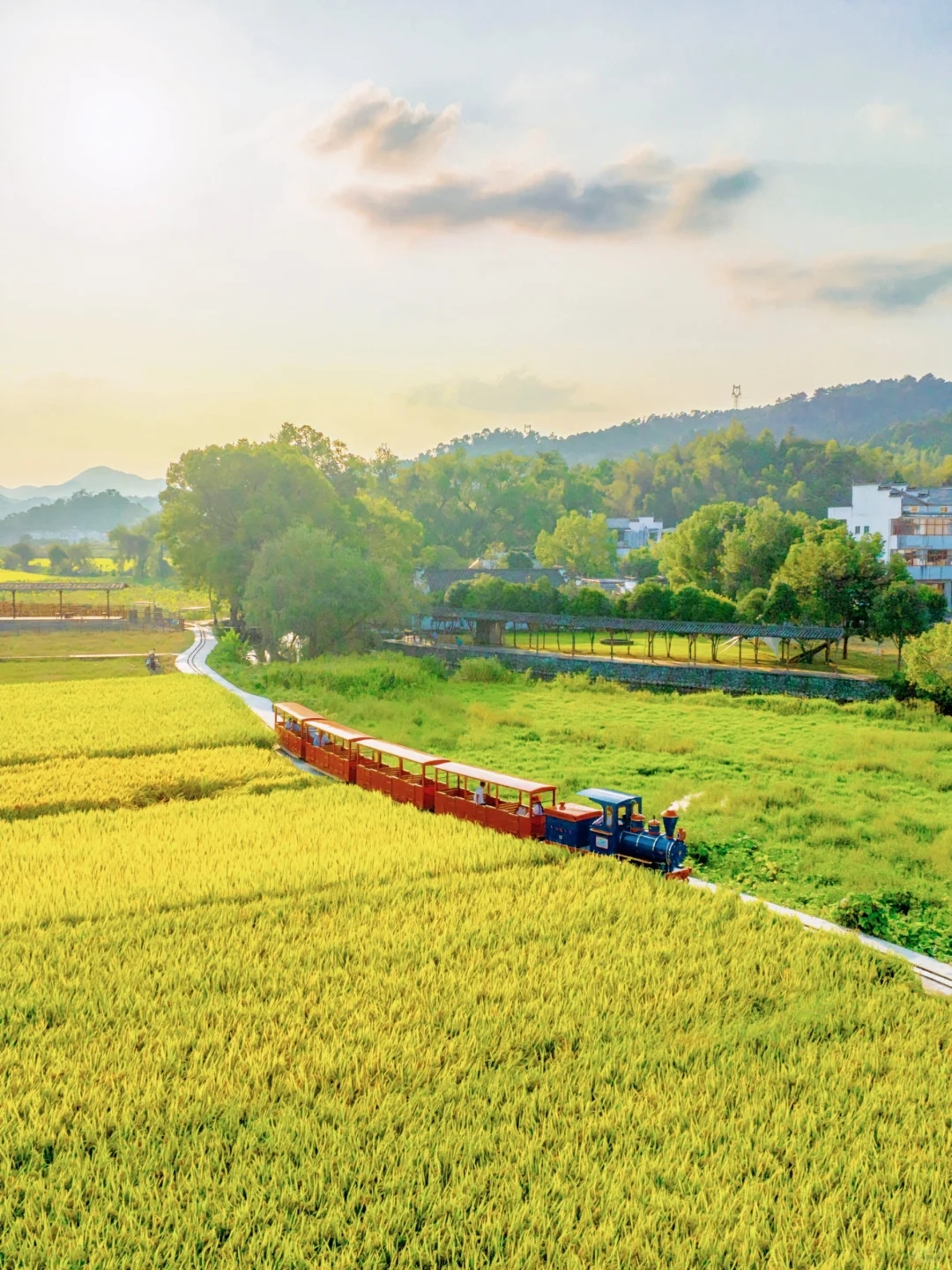 1758683234139712.jpg 284f7203438b193e91cc24d34db2c4c2_origin(1).jpg