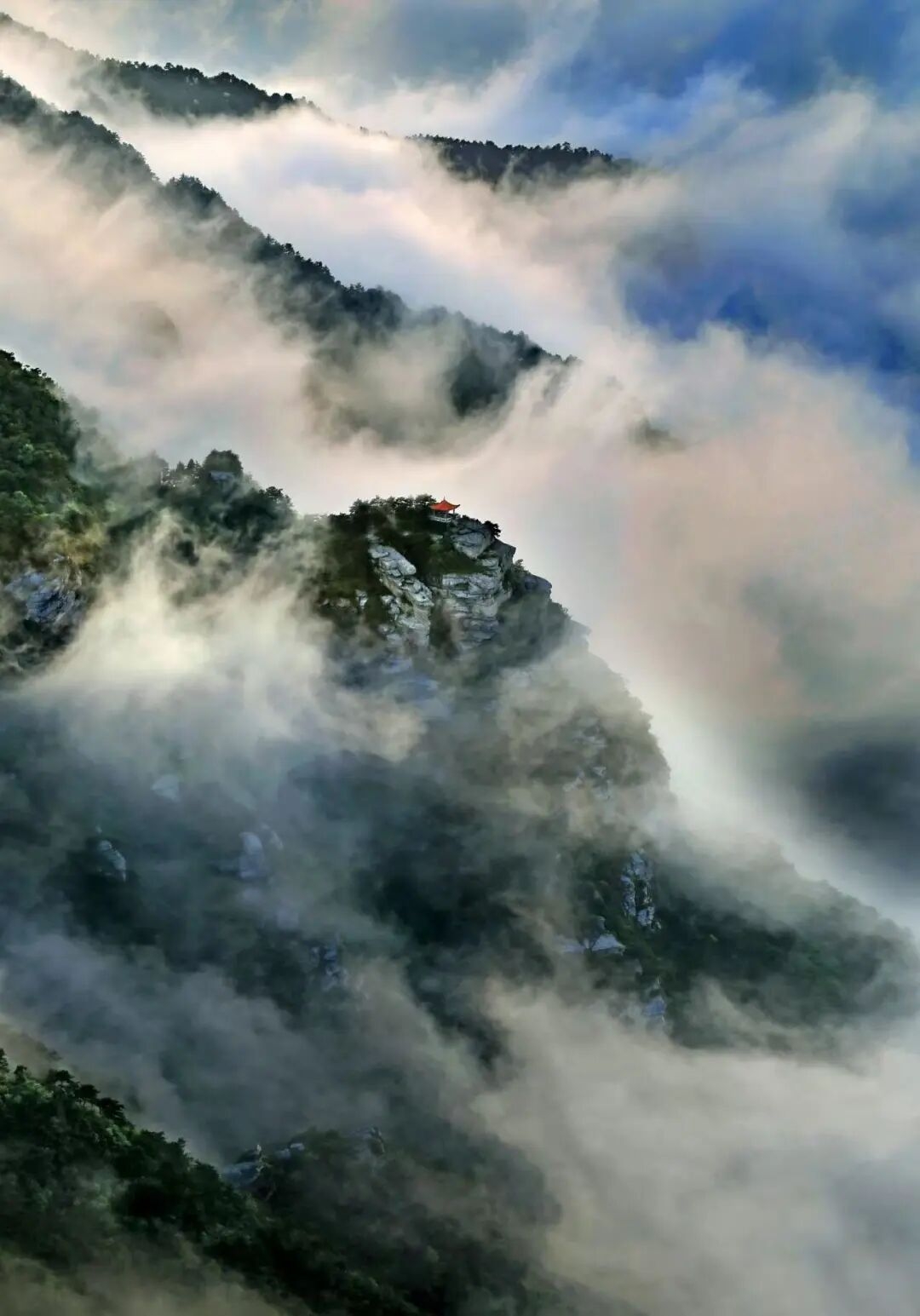 1758683903180179.jpg 588ead3784f9d0a781793f1608bf83bd_origin(1).jpg